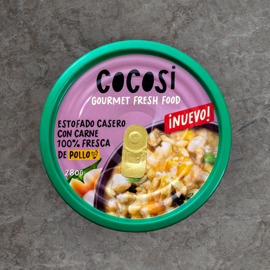 Estofado casero para perro de pollo en salsa