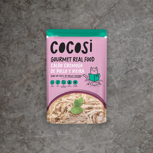 Caldo cremoso para gato de pollo y vieira